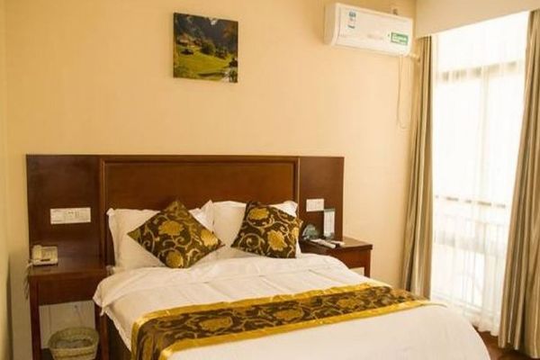 GreenTree Inn BoZhou WanBei Department Express Hotel (Bozhou)